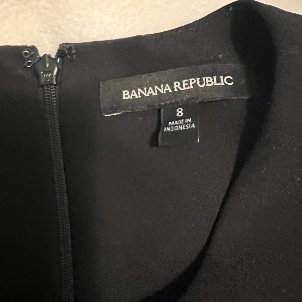 Black Banana Republic dress